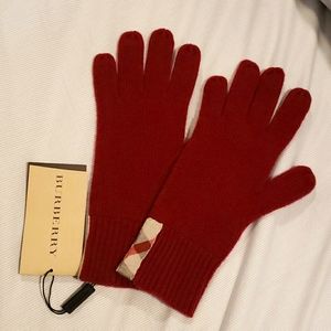 Burberry Cashmere Knitted gloves